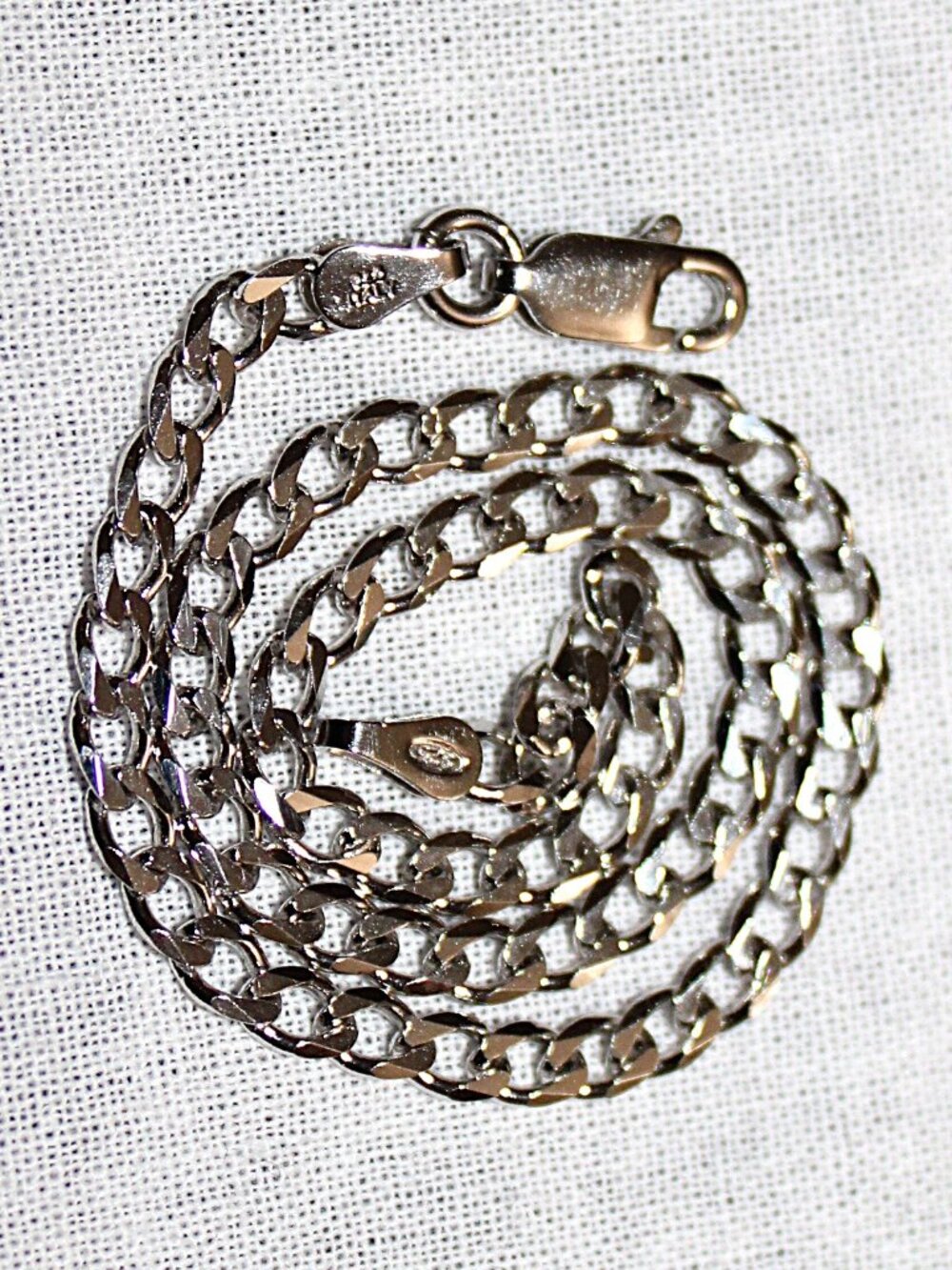 Sterling Silver Curb Chain Bracelet 9 Inches